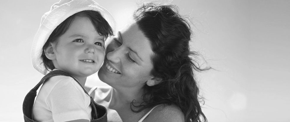 Майка с детето си