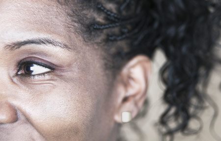 Лице на чернокожа жена